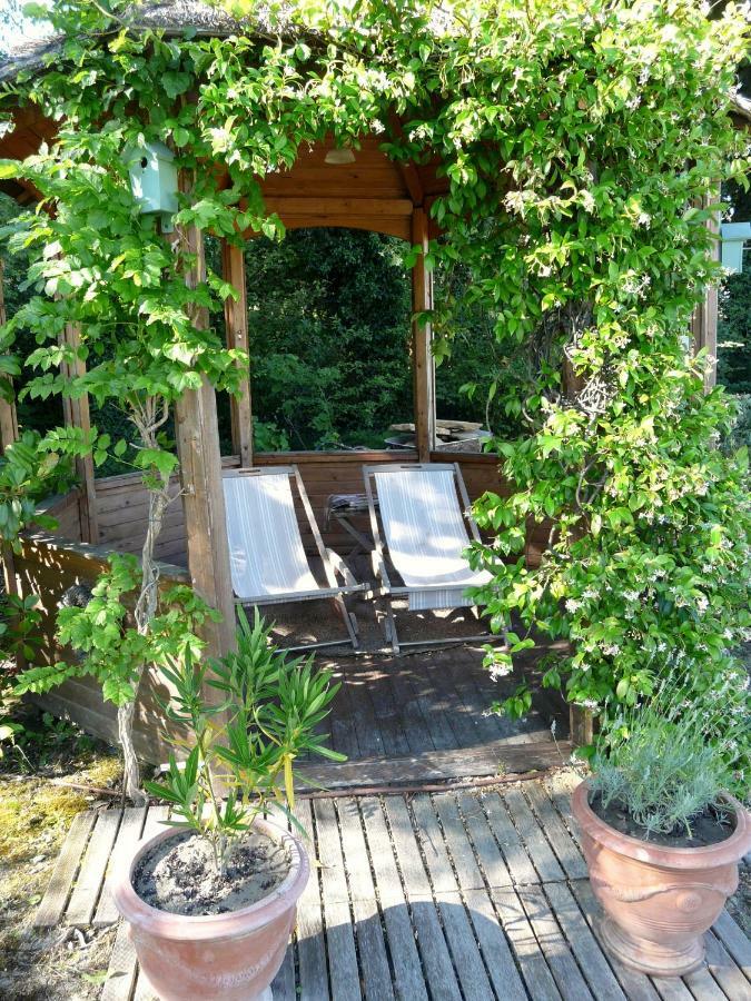 Bed and Breakfast La Capucine Lagnes Экстерьер фото
